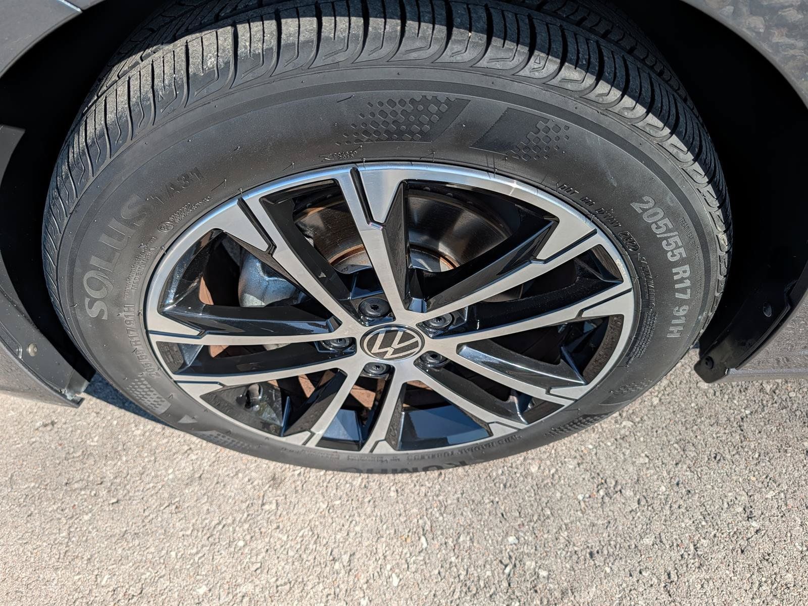 Certified 2023 Volkswagen Jetta Sport FWD image 9