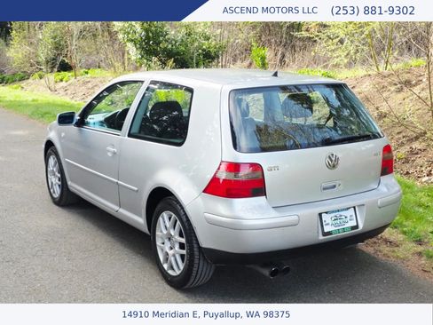 Used 2002 Volkswagen Golf 1.8T FWD image 3