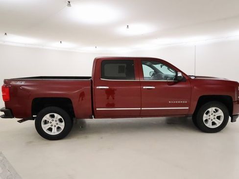 Used 2017 Chevrolet Silverado 1500 LTZ Z71 w/ LTZ Plus Package image 2