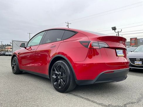Used 2021 Tesla Model Y Long Range image 6