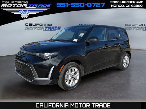 Used 2023 Kia Soul S image 1