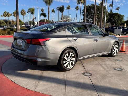 Certified 2025 Nissan Altima 2.5 S image 8