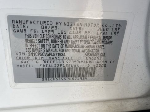 Used 2023 Nissan Kicks SV image 29