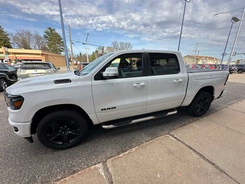 Used 2020 RAM 1500 Big Horn AWD/4WD image 4