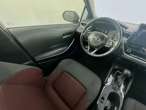 Used 2024 Toyota Corolla SE image 9