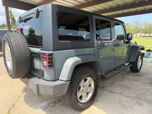 Used 2015 Jeep Wrangler Unlimited Sport w/ Quick Order Package 24S AWD/4WD image 5