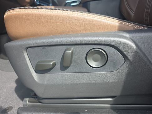 New 2026 Chevrolet Tahoe High Country image 18