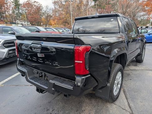 Certified 2025 Toyota Tacoma SR5 image 7