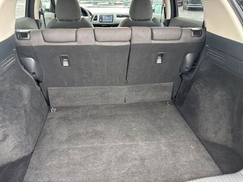 Used 2022 Honda HR-V EX image 32