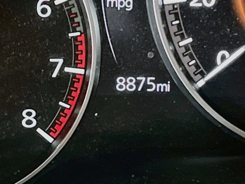 Used 2025 MAZDA MAZDA3 s FWD image 12