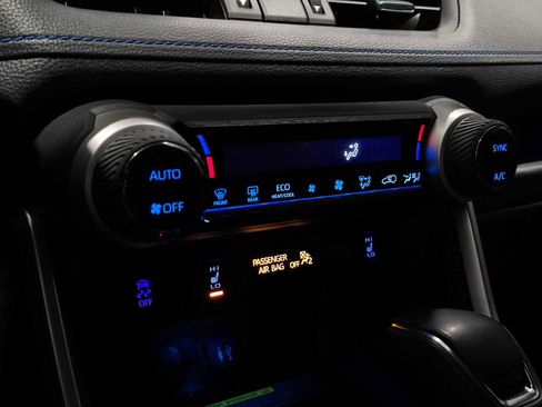 Used 2019 Toyota RAV4 XSE image 31