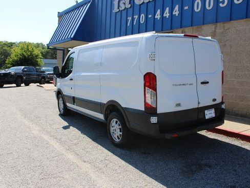 Used 2016 Ford Transit 250 130 Low Roof RWD image 4