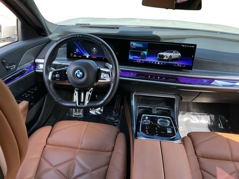 Used 2023 BMW 740i 740i w/ Parking Assistance Package image 14