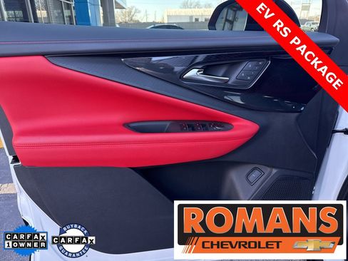 Used 2024 Chevrolet Blazer EV RS image 11