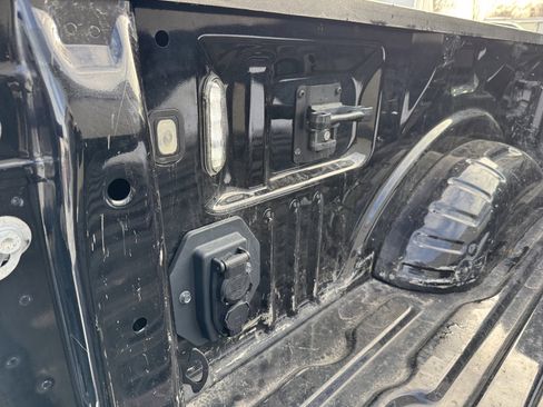 Used 2022 Ford F350 Lariat w/ Lariat Ultimate Package image 37