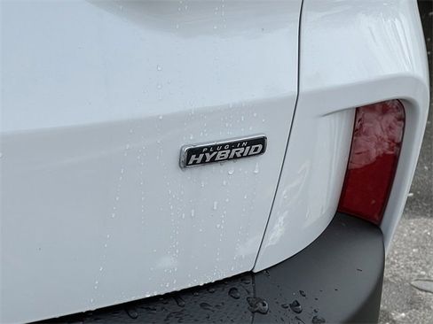 New 2026 Ford Escape SE image 8