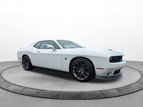 Used 2023 Dodge Challenger R/T Scat Pack RWD image 2