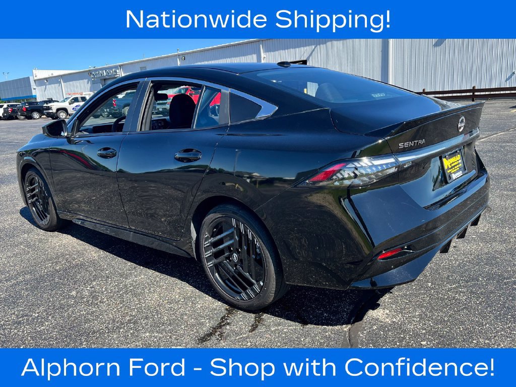 Used 2026 Nissan Sentra SR w/ Floor Mat Package FWD image 4