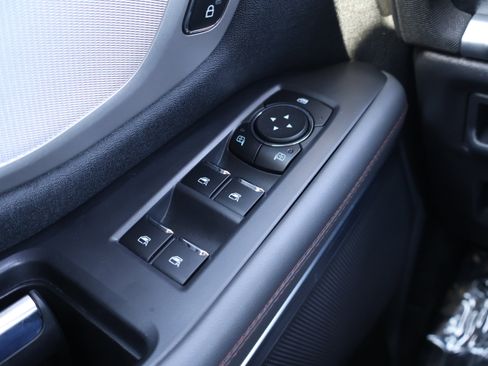 Used 2025 Ford Expedition Active image 17