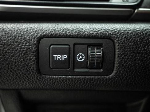 Used 2021 Honda Accord EX image 27