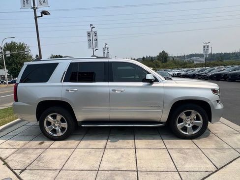 Used 2020 Chevrolet Tahoe Premier AWD/4WD image 6