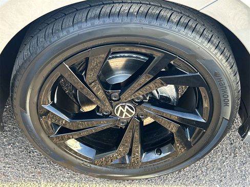 New 2026 Volkswagen Jetta SE image 6