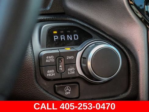 Used 2025 RAM 1500 Big Horn AWD/4WD image 33