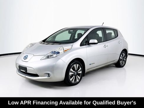 Used 2014 Nissan Leaf SL w/ Premium Package FWD image 3