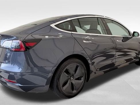 Used 2020 Tesla Model 3 Standard Range Plus image 5