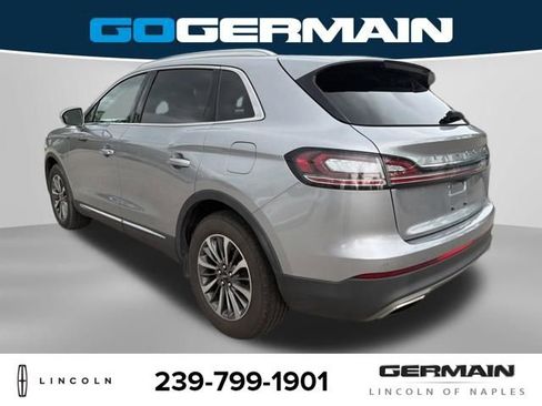 Used 2021 Lincoln Nautilus FWD w/ Equipment Group 101A image 5
