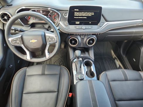 Used 2024 Chevrolet Blazer Premier w/ Driver Confidence II Package image 10