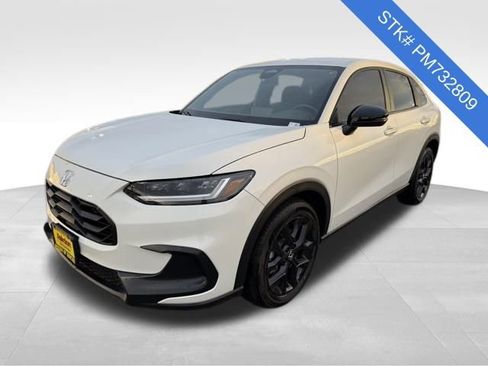 Used 2023 Honda HR-V Sport image 3