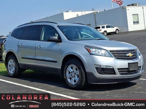 Used 2017 Chevrolet Traverse LS AWD/4WD image 1