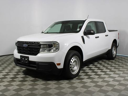 Used 2023 Ford Maverick Lariat image 19