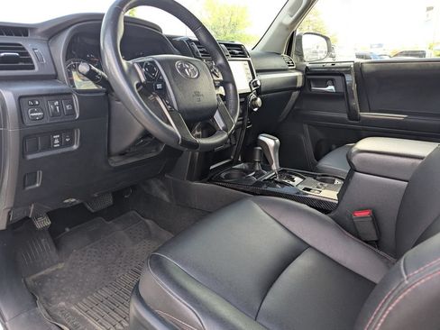 Used 2022 Toyota 4Runner TRD Off-Road Premium w/ Moonroof Package AWD/4WD image 26