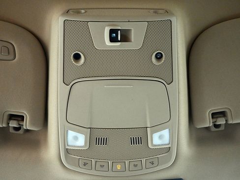 Used 2019 Ford F150 Lariat w/ Equipment Group 502A Luxury image 23