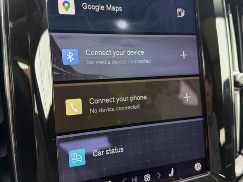 Used 2023 Volvo XC60 B5 Plus w/ Protection Package Premier image 28