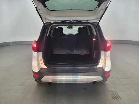 Used 2019 Ford Escape SE AWD/4WD image 29
