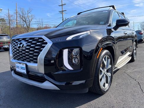Used 2022 Hyundai Palisade Limited image 3
