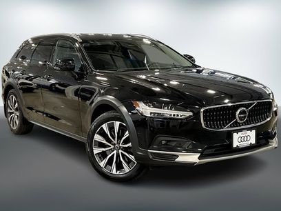 Used 2022 Volvo V90 B6 Cross Country