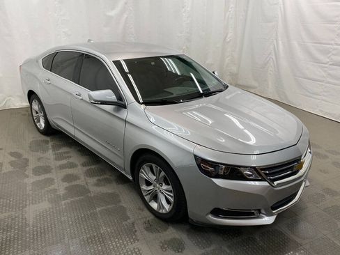 Used 2014 Chevrolet Impala LT w/ Convenience Package FWD image 2