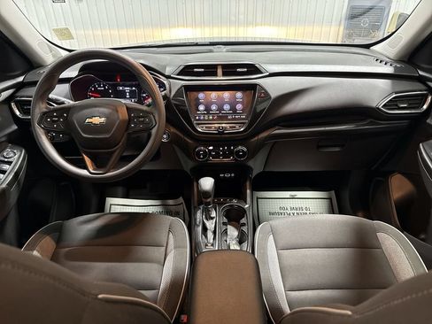 Used 2023 Chevrolet TrailBlazer LT w/ Convenience Package FWD image 21