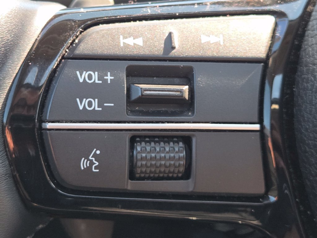 Used 2024 Honda Accord Touring image 12