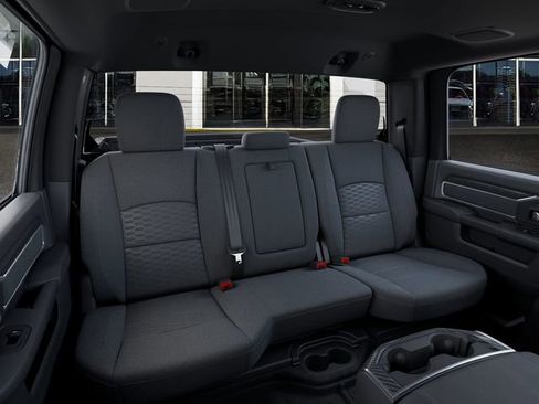 New 2026 RAM 2500 Big Horn AWD/4WD image 15