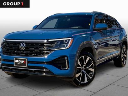 Used 2025 Volkswagen Atlas Cross Sport SEL Premium R-Line