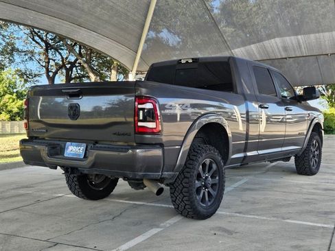 Used 2022 RAM 2500 Laramie w/ Night Edition AWD/4WD image 5