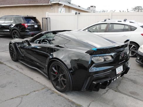 Used 2016 Chevrolet Corvette Z06 w/ 3LZ Preferred Equipment Group RWD image 11