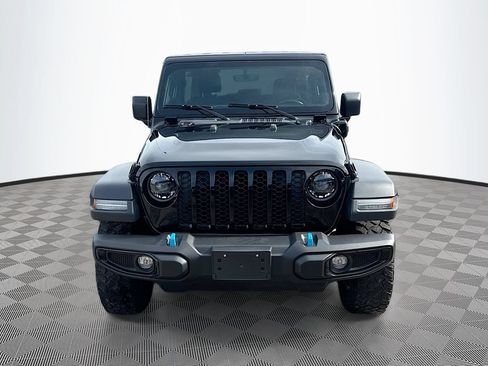 Used 2023 Jeep Wrangler Unlimited w/ Cold Weather Group AWD/4WD image 2