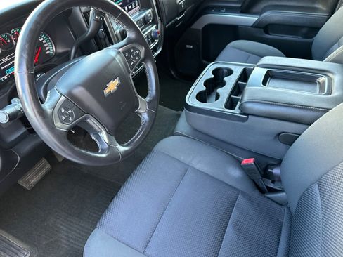 Used 2017 Chevrolet Silverado 1500 LT w/ All Star Edition AWD/4WD image 9