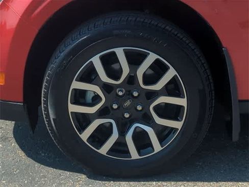 Used 2024 Ford Maverick Lariat w/ 4K Tow Package image 14